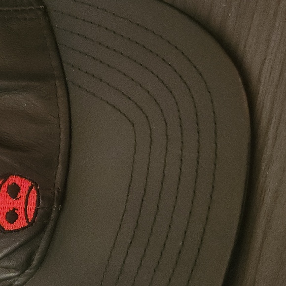 Chicago Bulls black trucker hat - Picture 6 of 12